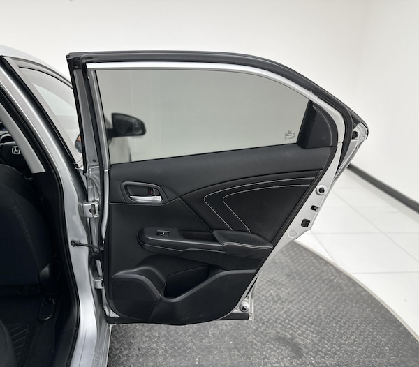 Used Honda Civic 2015 for sale - 75527089: Photo 31