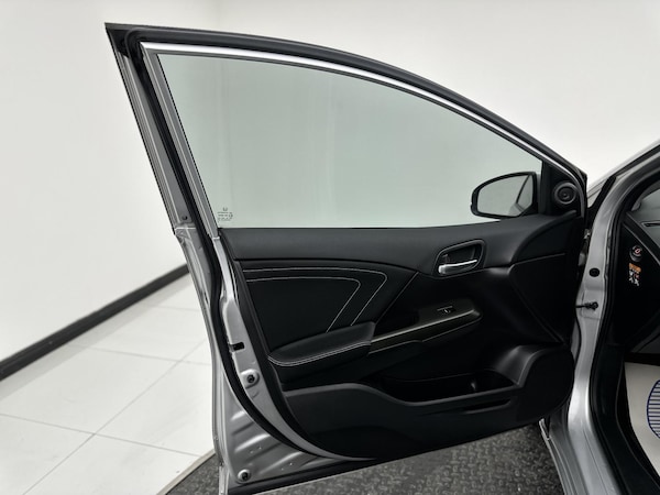 Used Honda Civic 2015 for sale - 75527089: Photo 33