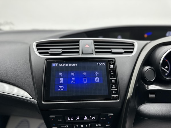 Used Honda Civic 2015 for sale - 75527089: Photo 40
