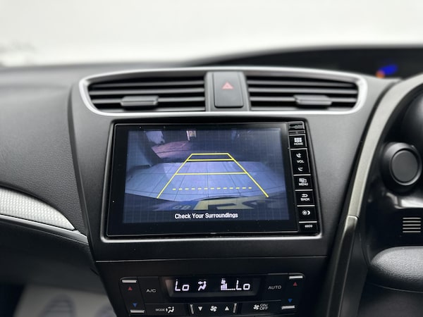 Used Honda Civic 2015 for sale - 75527089: Photo 42