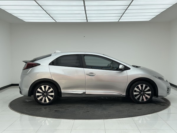 Used Honda Civic 2015 for sale - 75527089: Photo 9