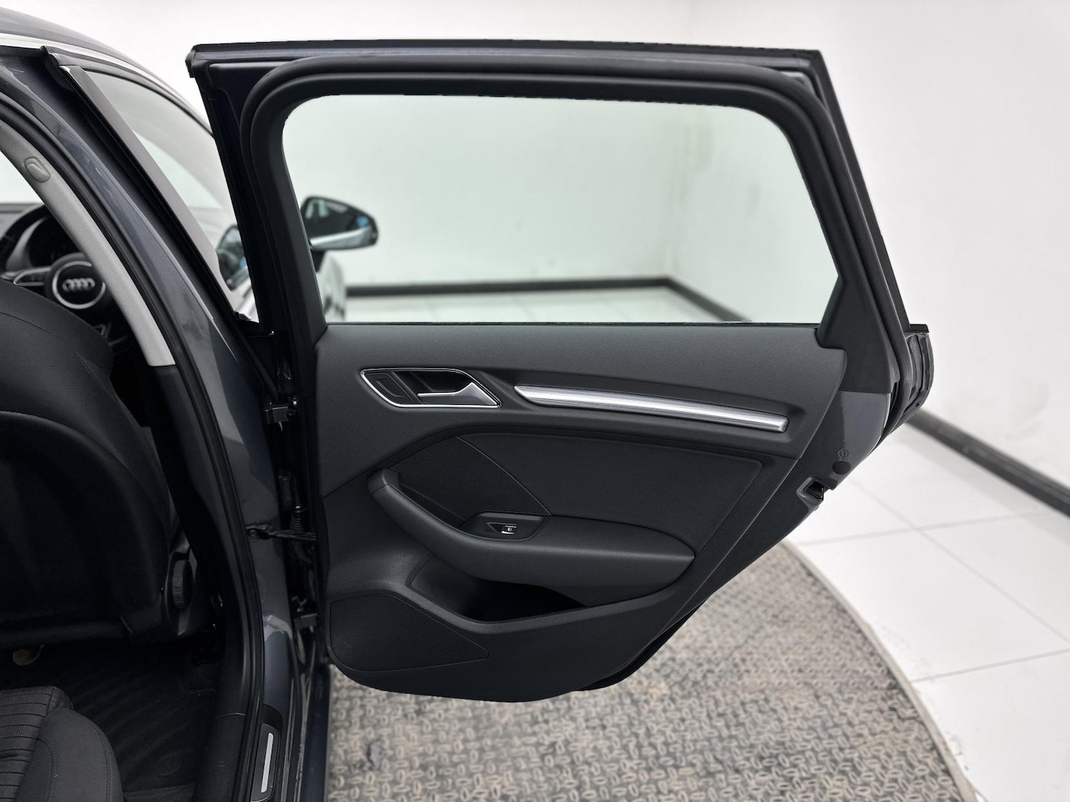 Used Audi A3 2014 for sale - 77938596: Photo 19