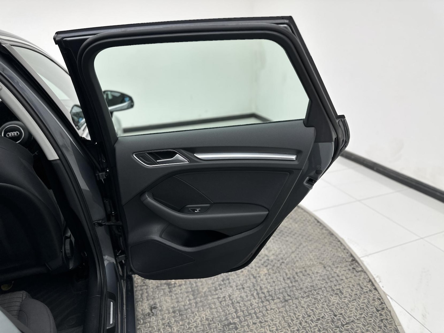 Used Audi A3 2014 for sale - 77938596: Photo 23