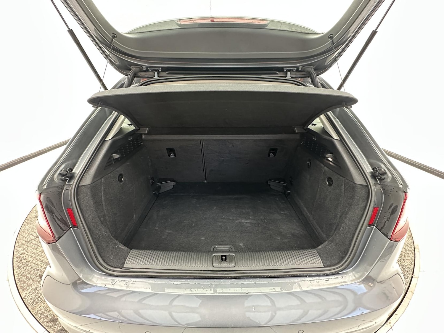 Used Audi A3 2014 for sale - 77938596: Photo 24