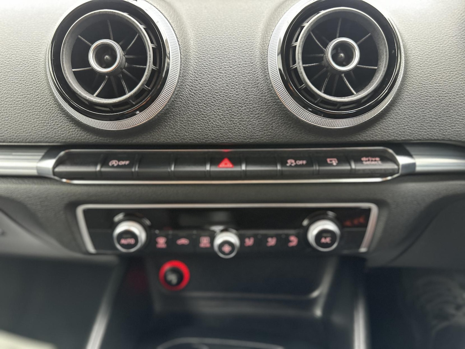 Used Audi A3 2014 for sale - 77938596: Photo 49