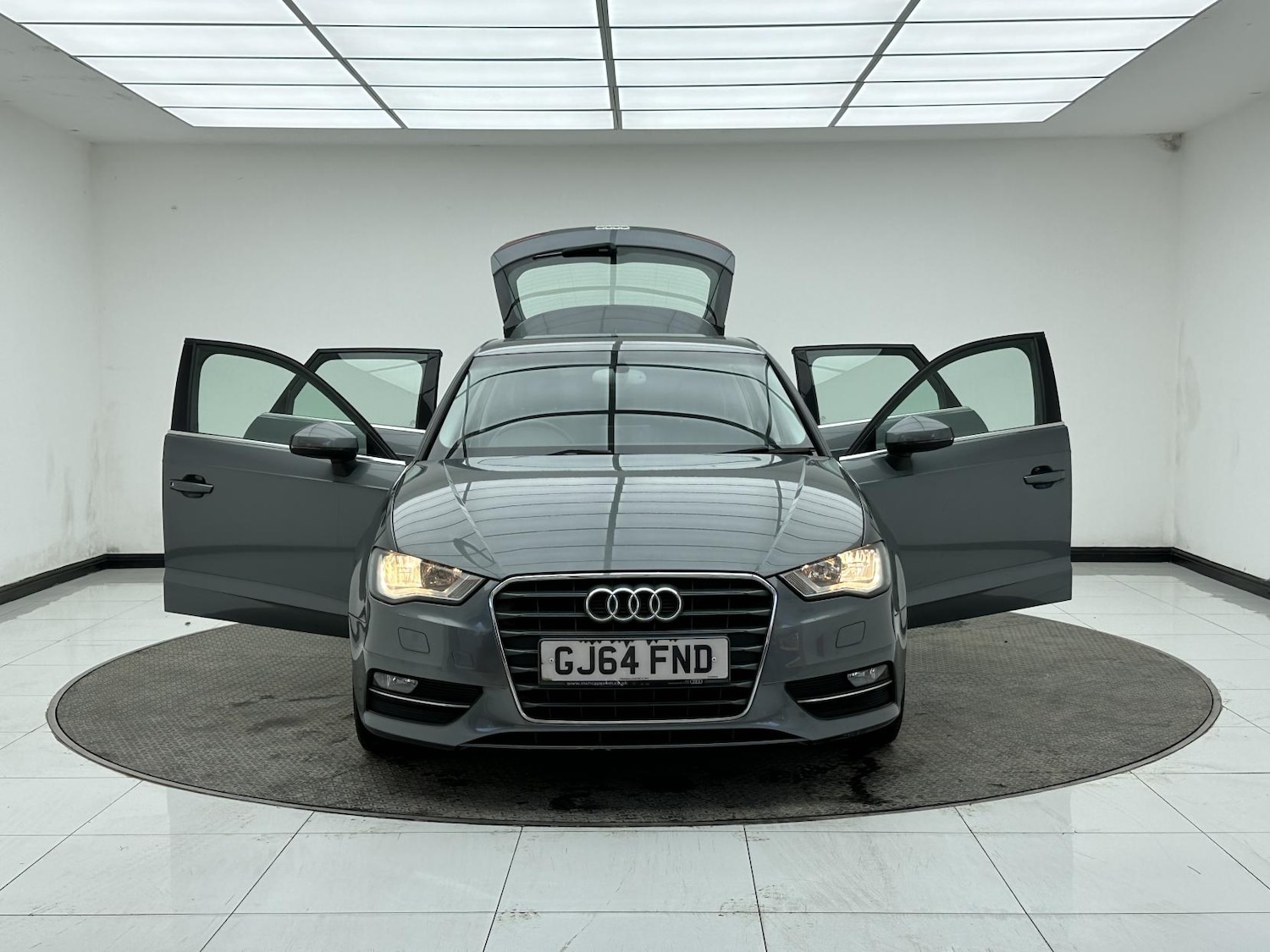 Used Audi A3 2014 for sale - 77938596: Photo 8