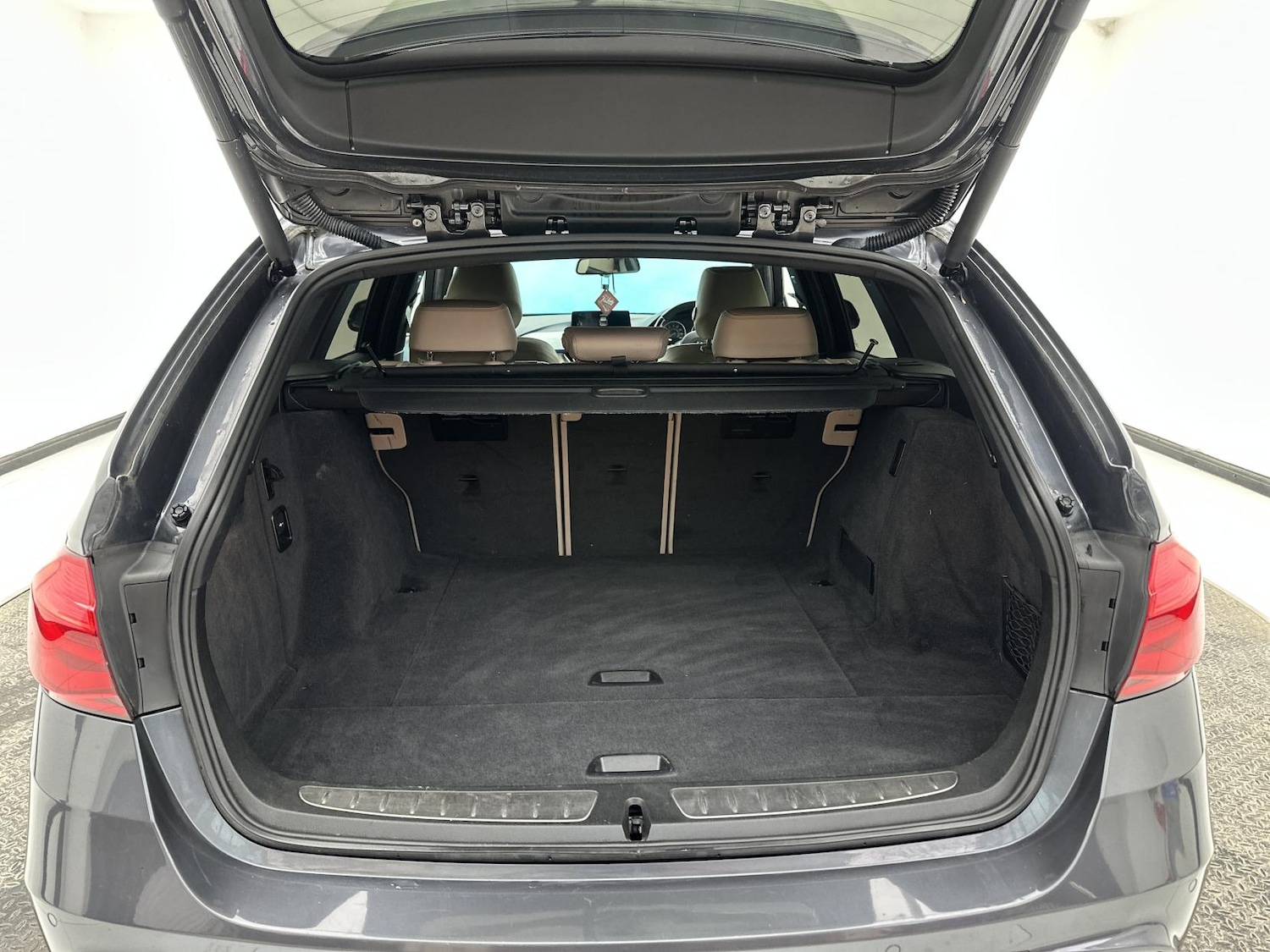 Used BMW 3 Series 2016 for sale - 77595816: Photo 25