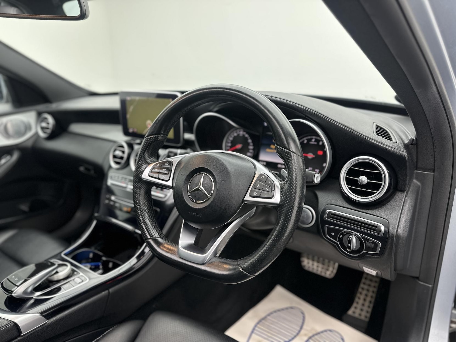 Used Mercedes-Benz C Class 2015 for sale - 77097101: Photo 15