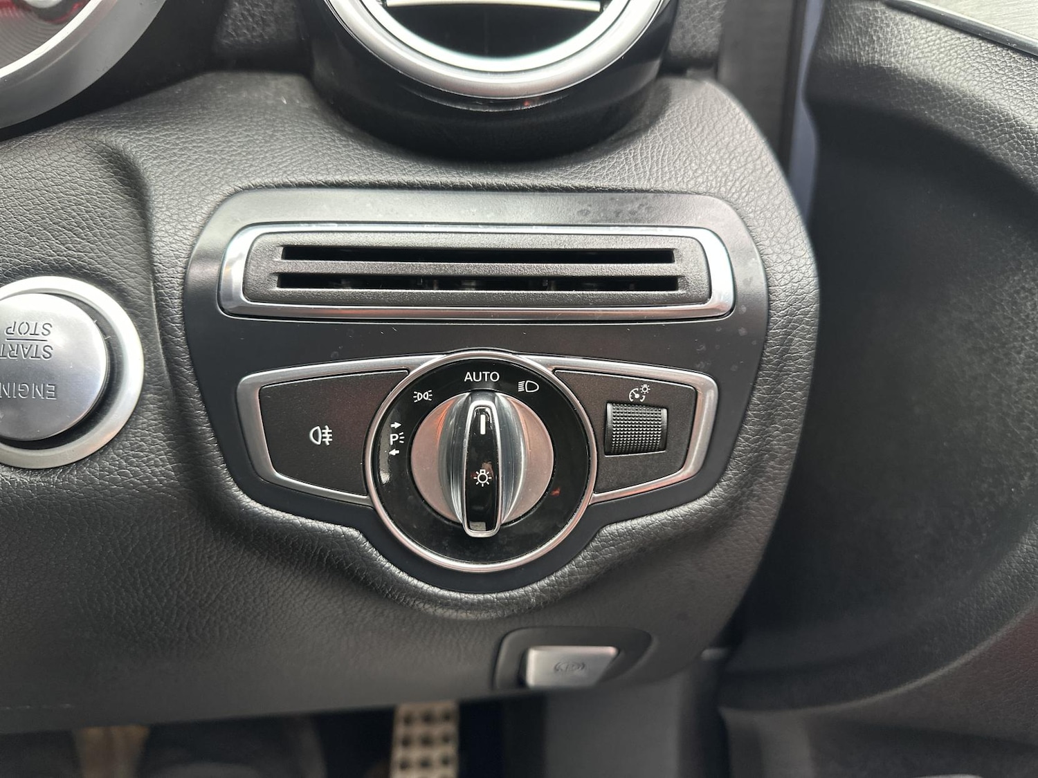 Used Mercedes-Benz C Class 2015 for sale - 77097101: Photo 51