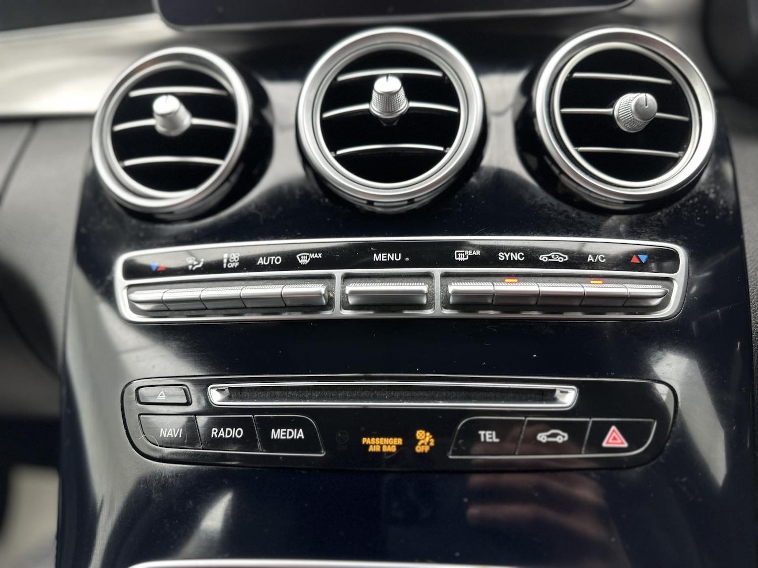 Used Mercedes-Benz C Class 2015 for sale - 77097101: Photo 57