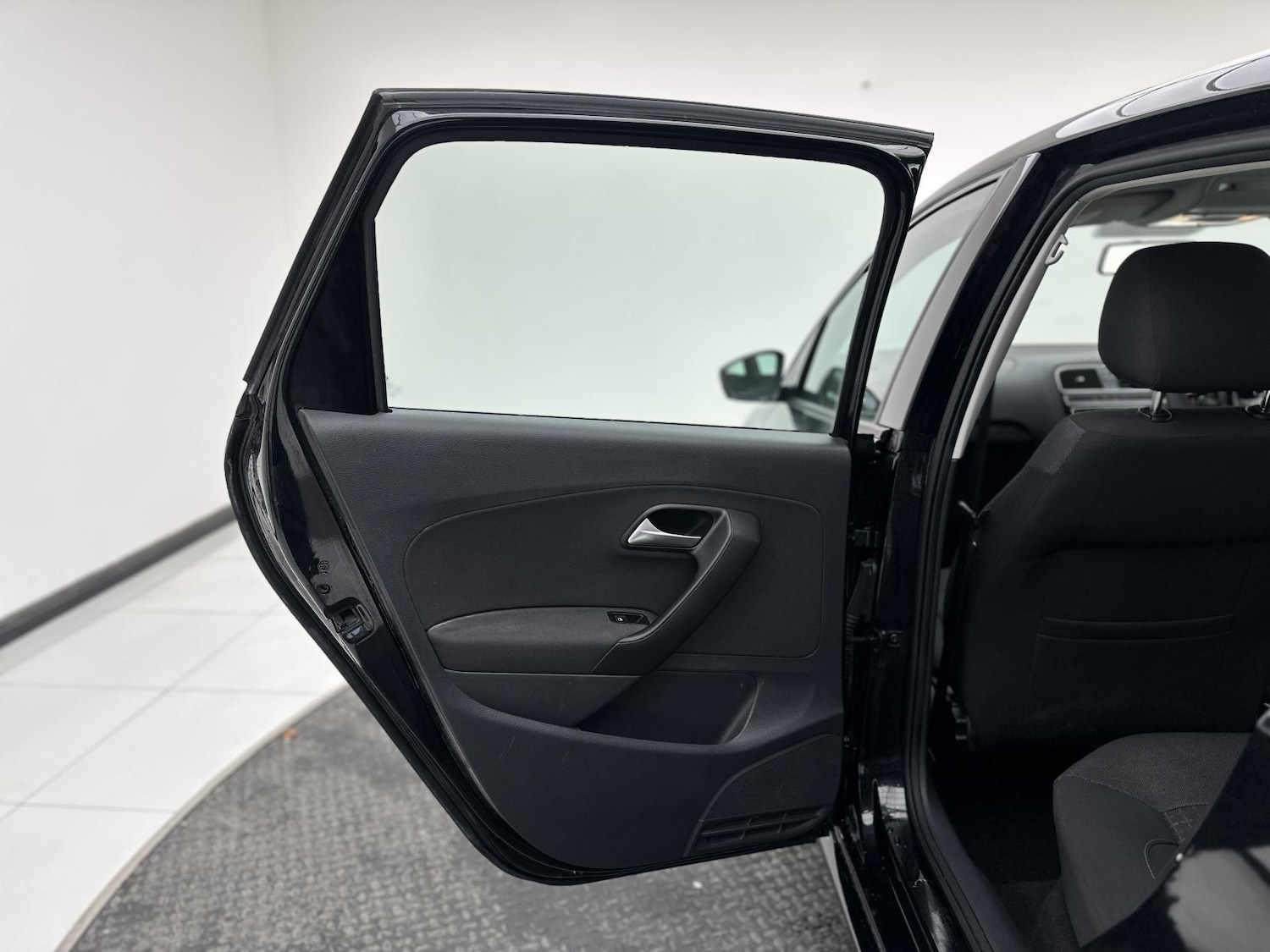 Used Volkswagen Polo 2015 for sale - 76616118: Photo 21