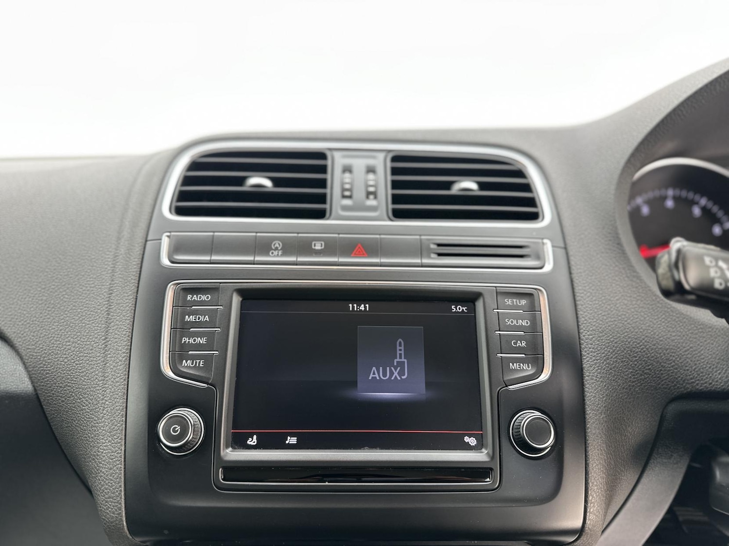 Used Volkswagen Polo 2015 for sale - 76616118: Photo 31