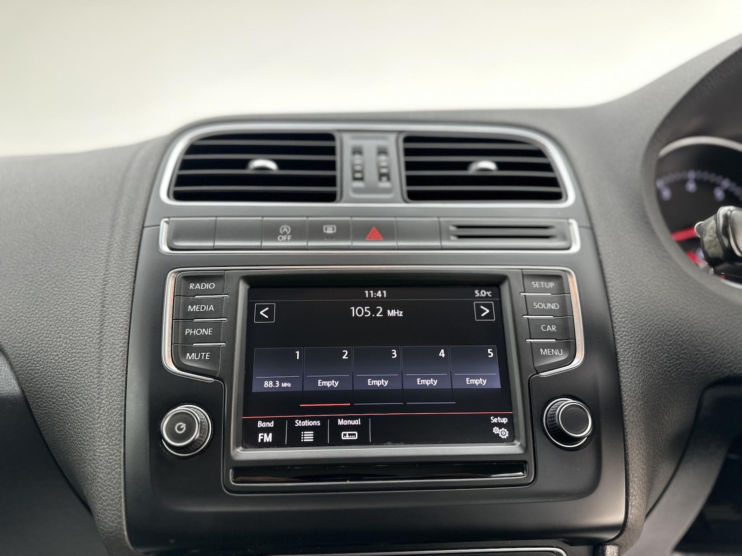 Used Volkswagen Polo 2015 for sale - 76616118: Photo 33