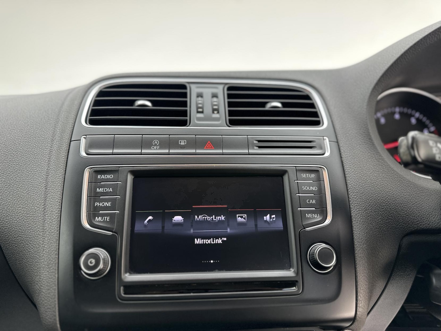 Used Volkswagen Polo 2015 for sale - 76616118: Photo 35