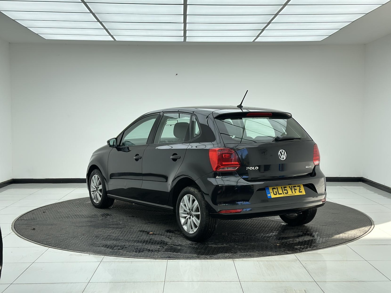 Used Volkswagen Polo 2015 for sale - 76616118: Photo 5