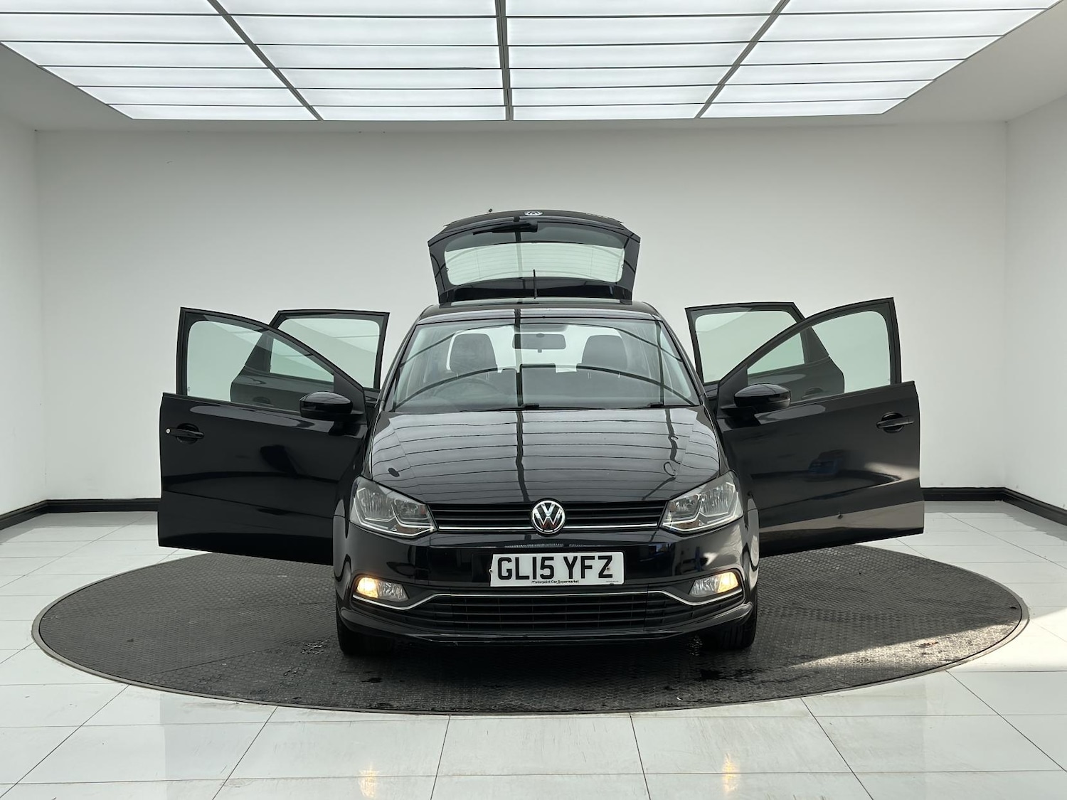 Used Volkswagen Polo 2015 for sale - 76616118: Photo 9