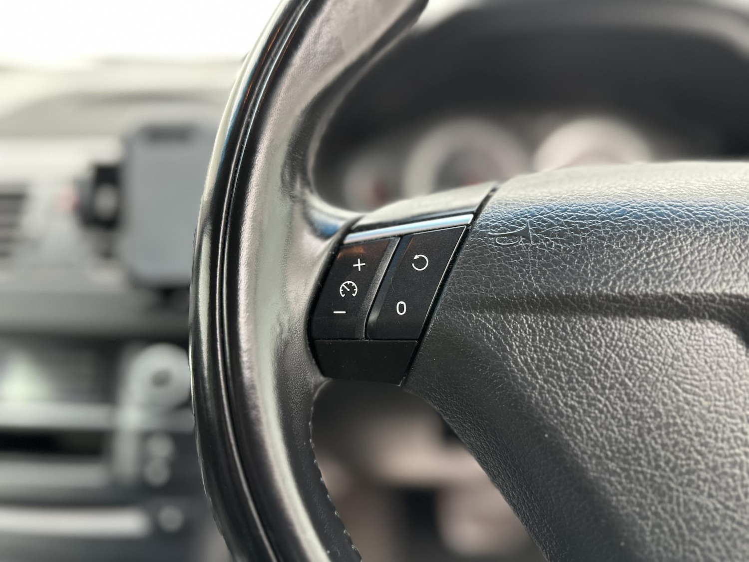 Used Volvo XC90 2012 for sale - 77170705: Photo 22