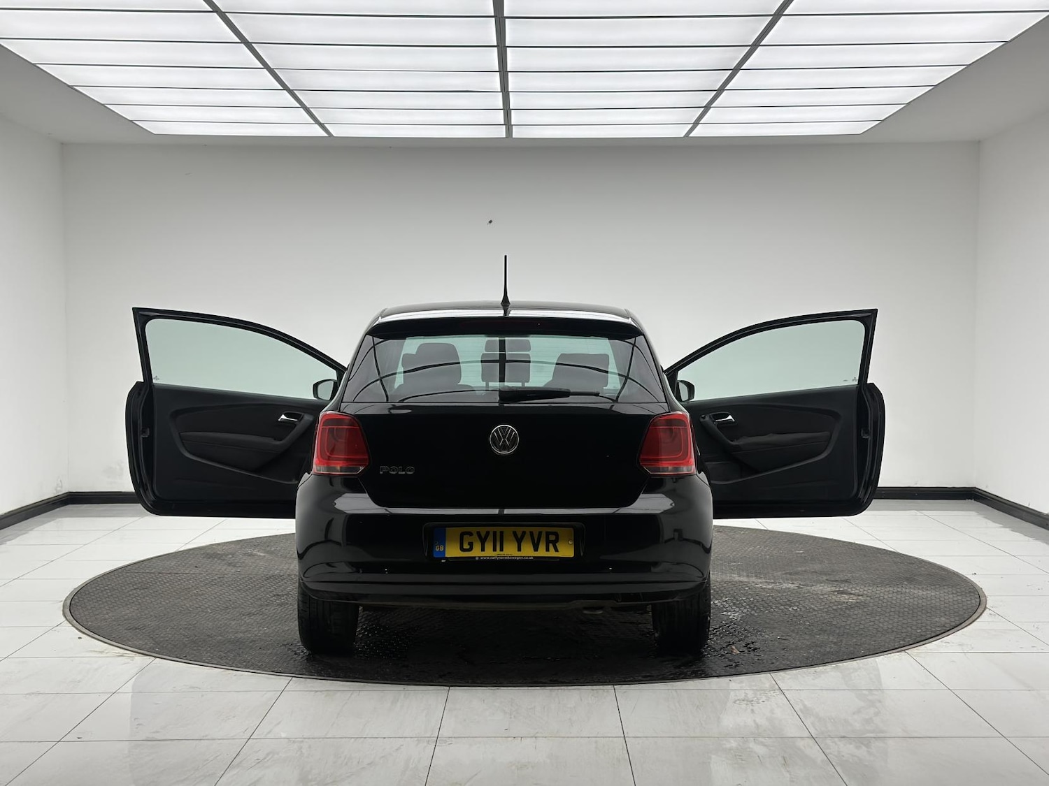 Used Volkswagen Polo 2011 for sale - 77097099: Photo 13