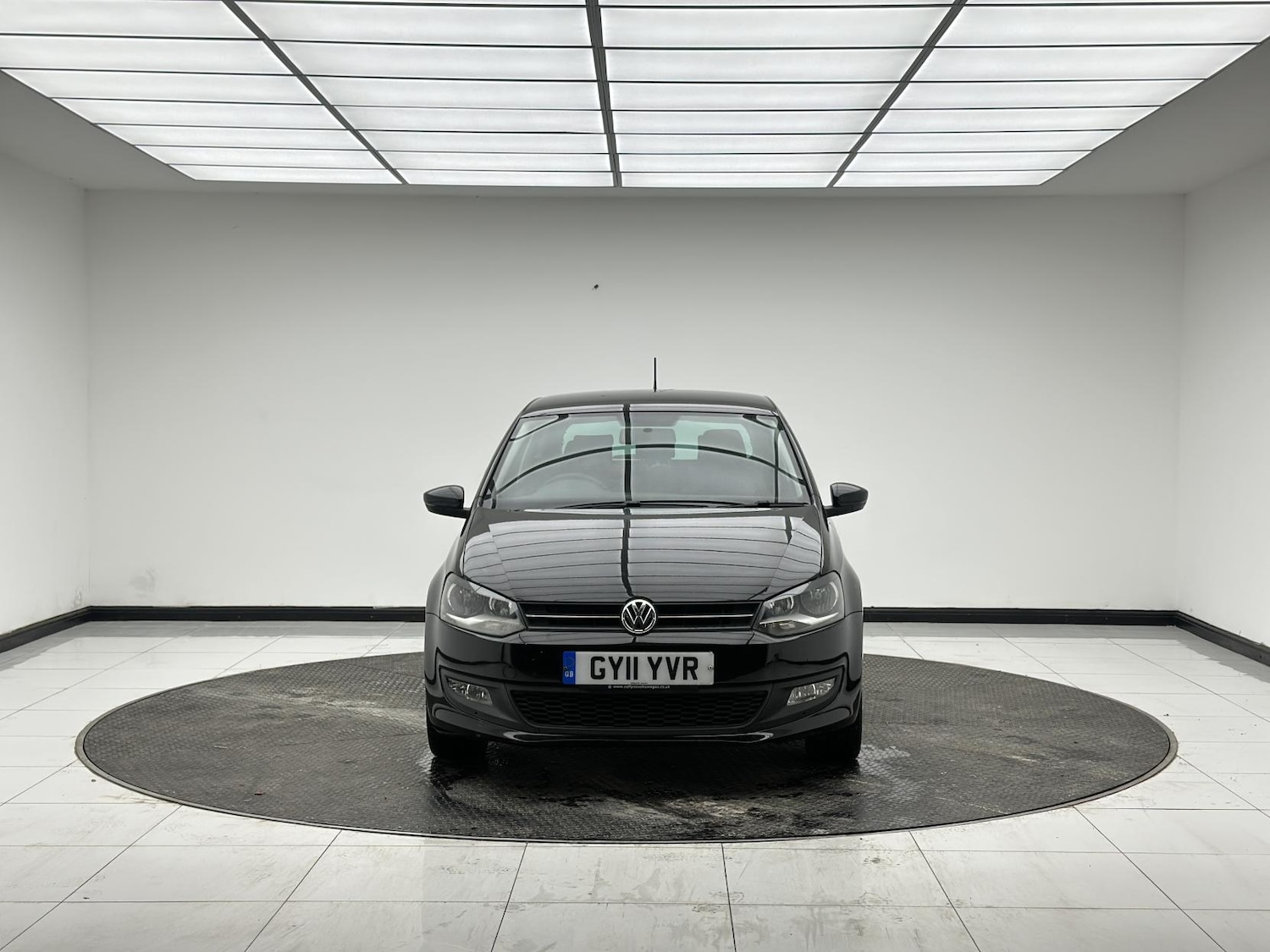 Used Volkswagen Polo 2011 for sale - 77097099: Photo 2