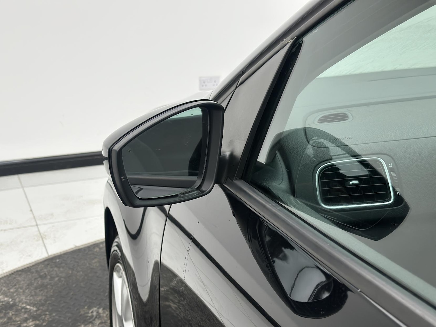 Used Volkswagen Polo 2011 for sale - 77097099: Photo 21