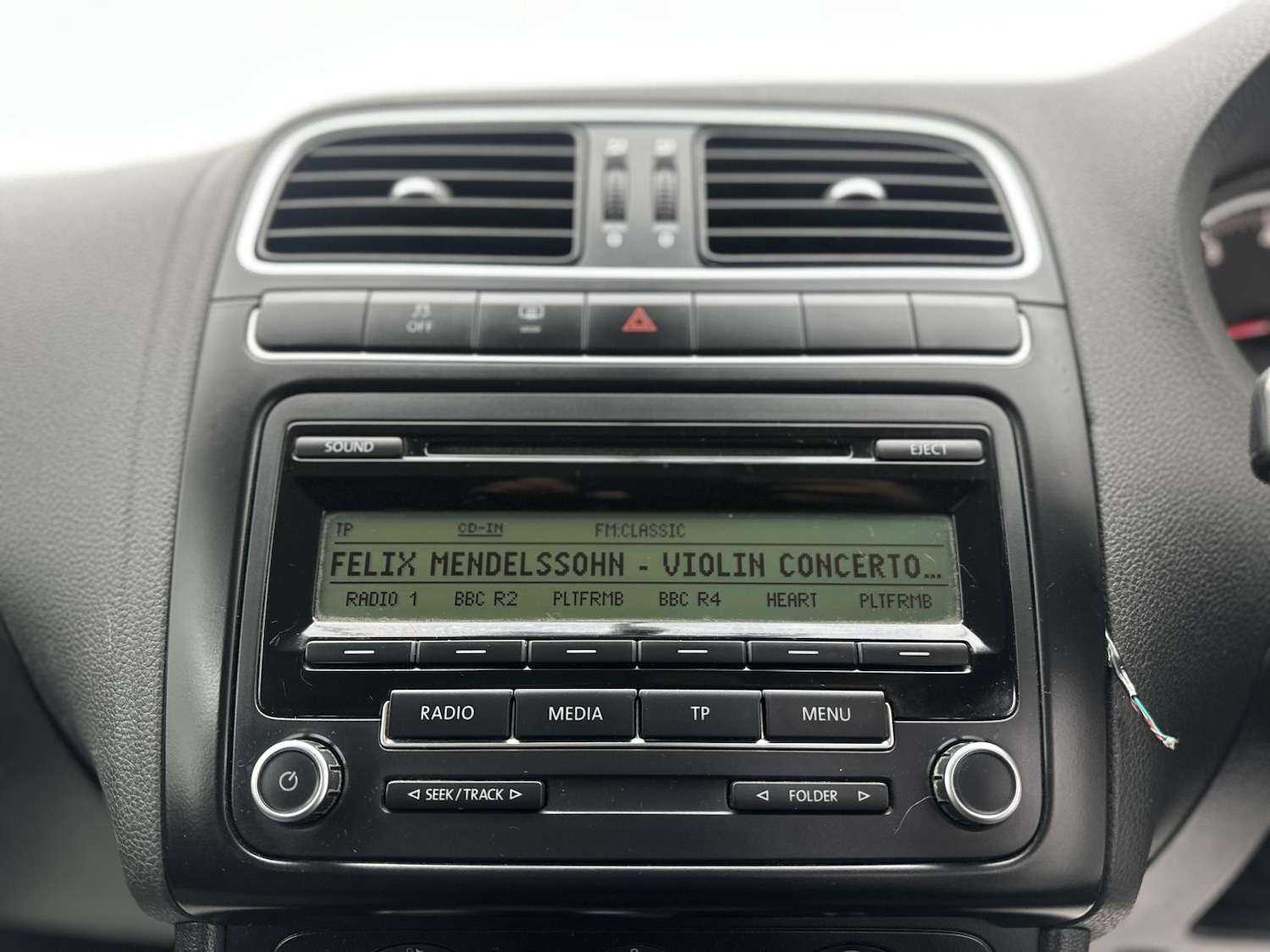 Used Volkswagen Polo 2011 for sale - 77097099: Photo 32