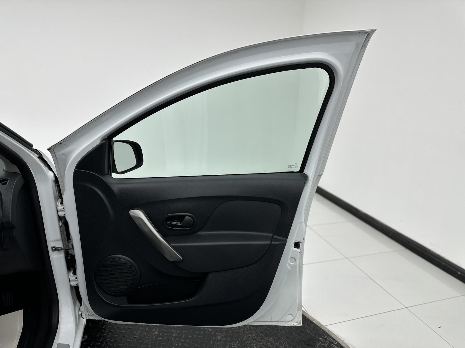 Used Dacia Sandero 2014 for sale - 76375746: Photo 17