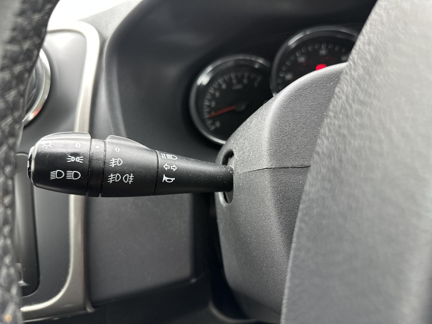 Used Dacia Sandero 2014 for sale - 76375746: Photo 38