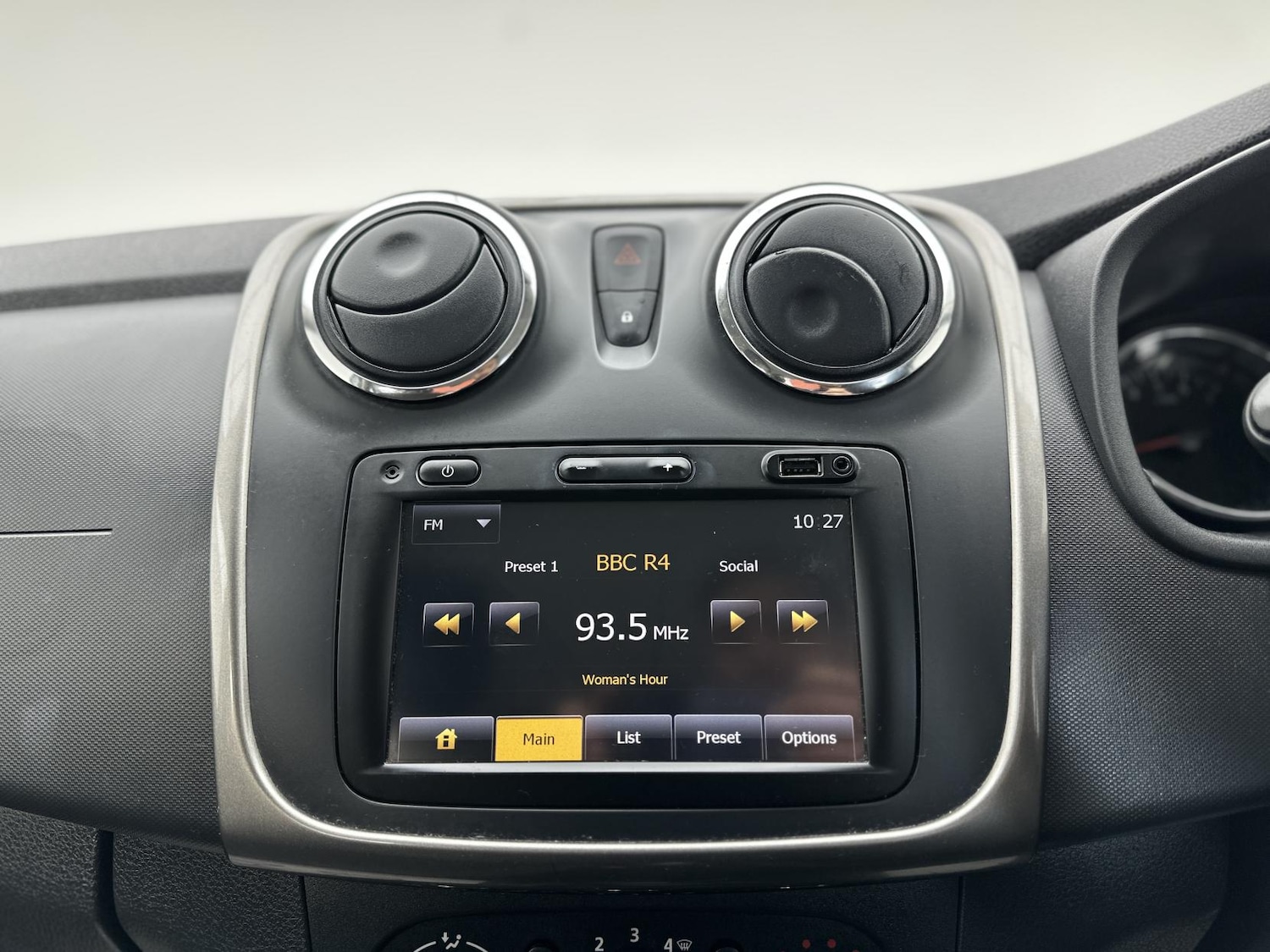 Used Dacia Sandero 2014 for sale - 76375746: Photo 41