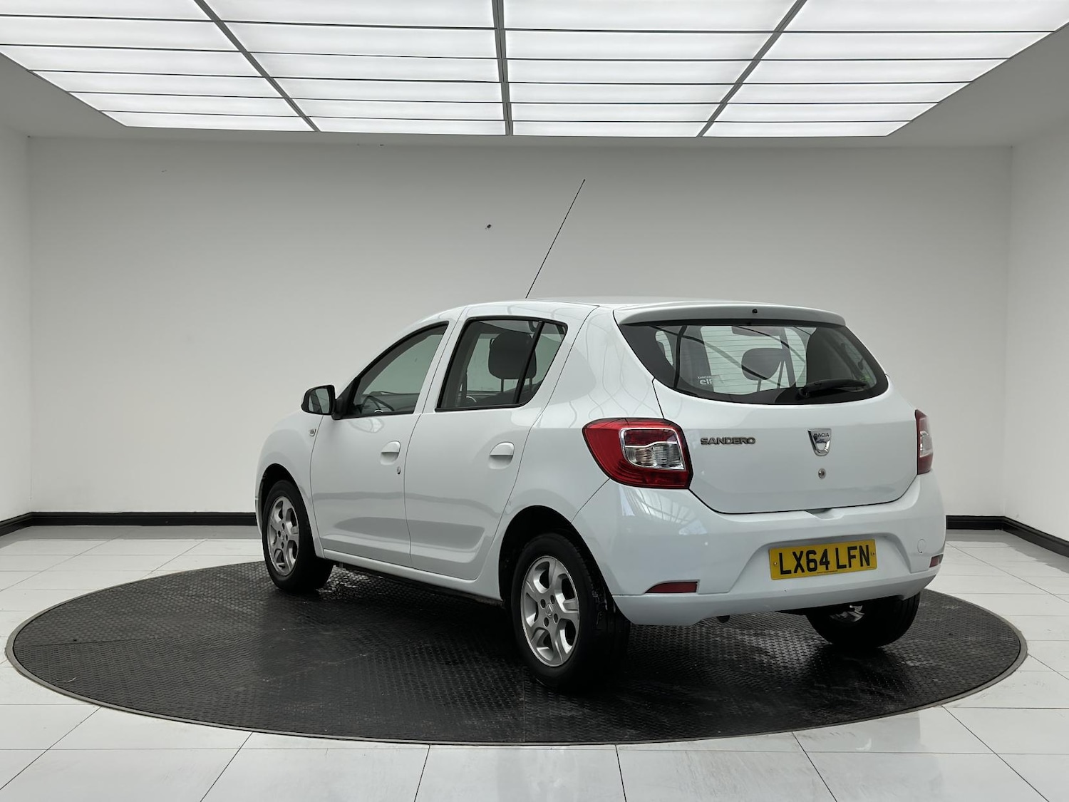 Used Dacia Sandero 2014 for sale - 76375746: Photo 5