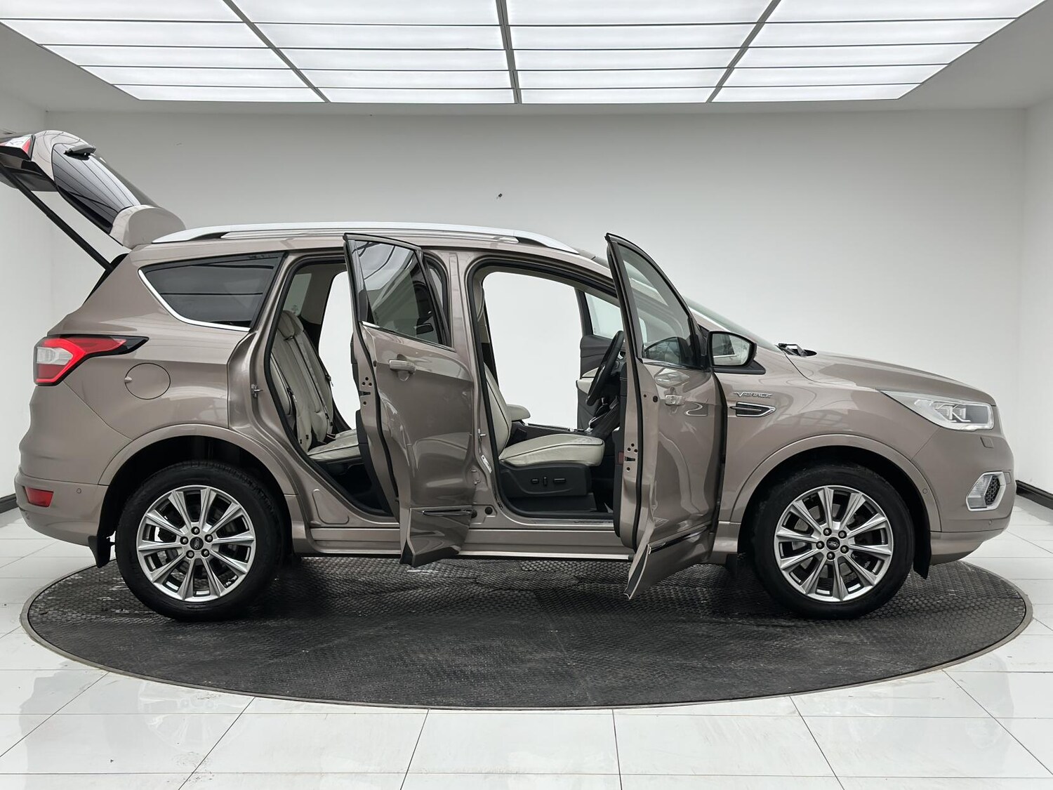 Used Ford Kuga 2019 for sale - 76244895: Photo 21