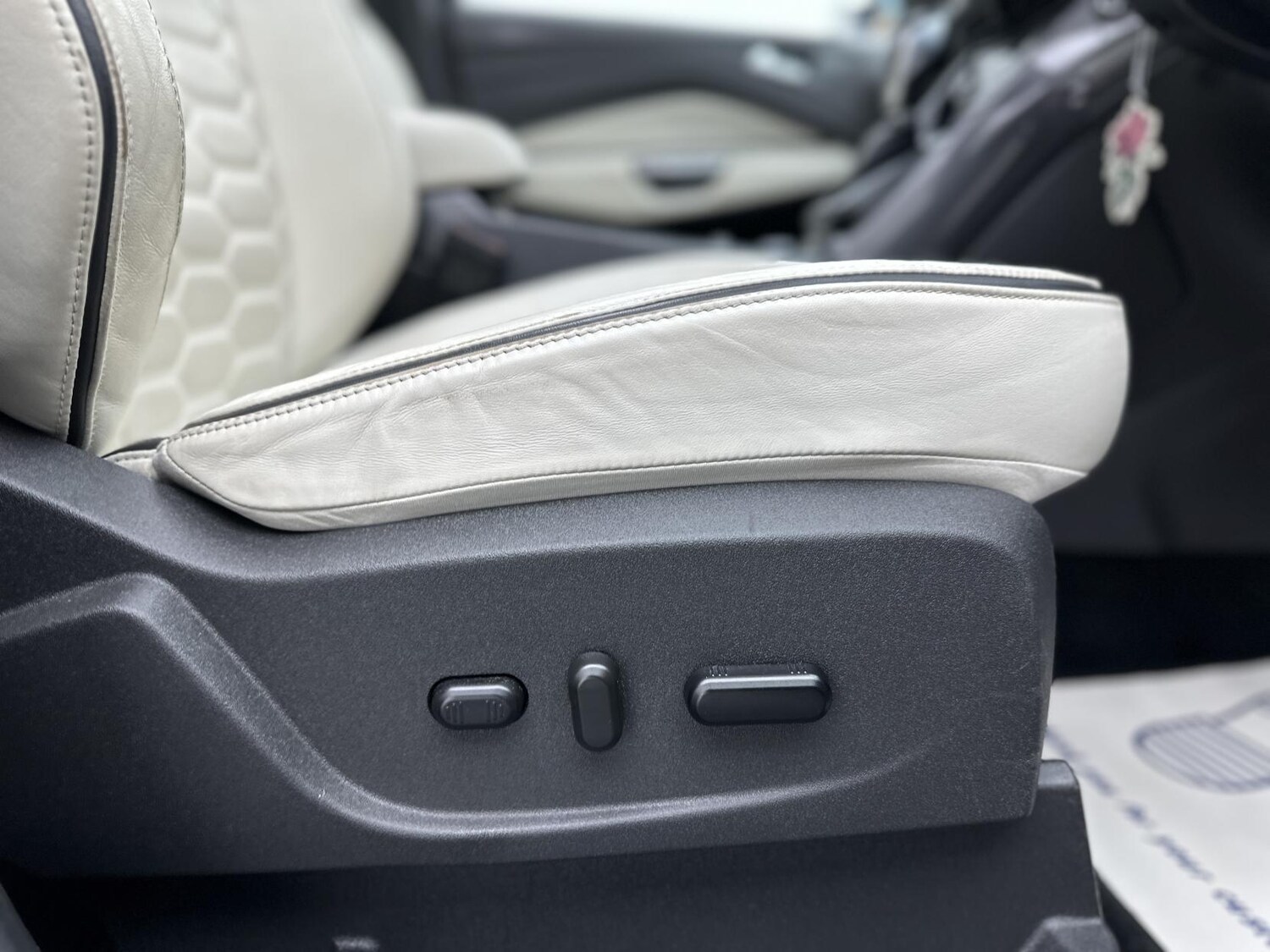 Used Ford Kuga 2019 for sale - 76244895: Photo 43