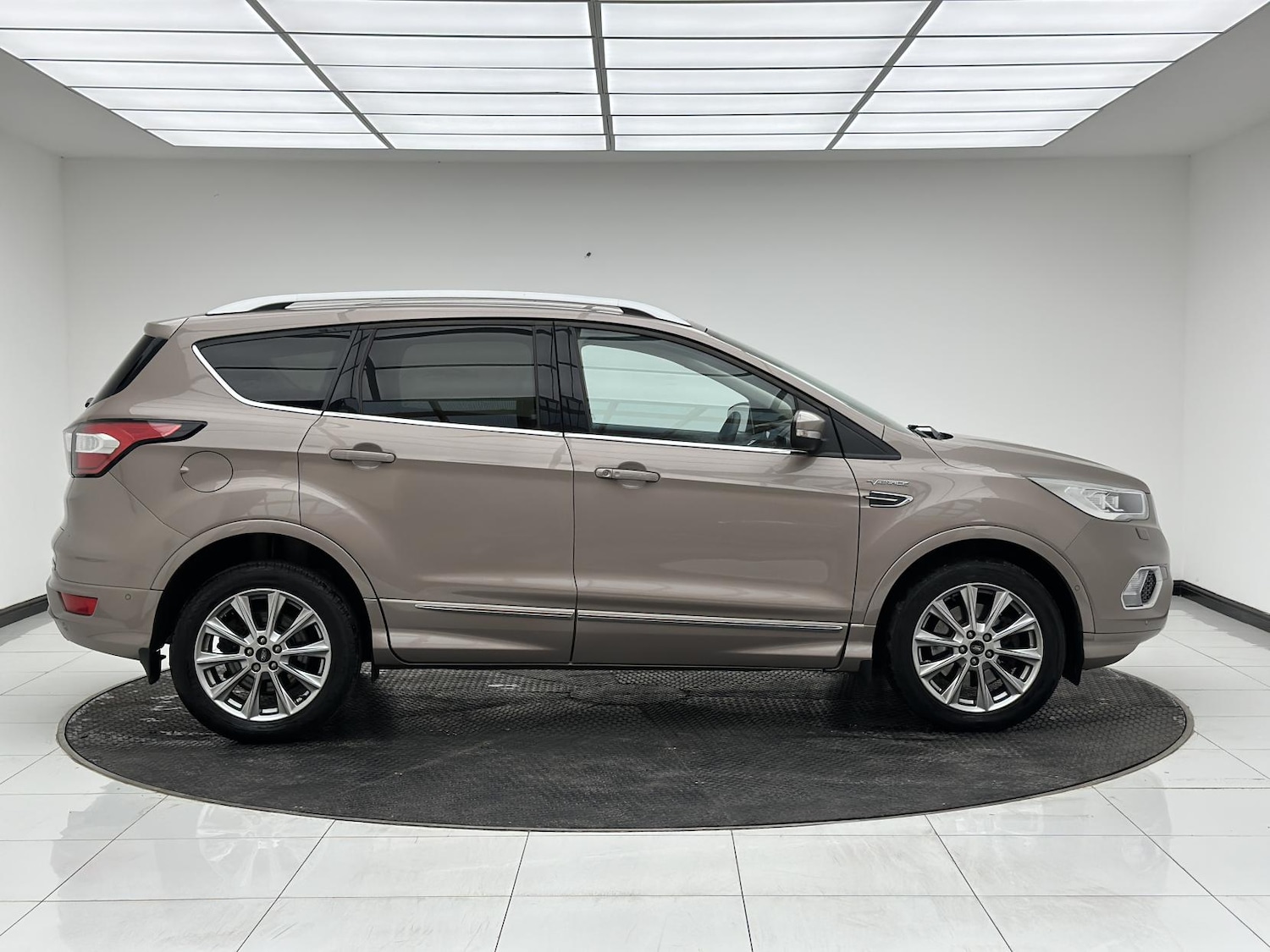 Used Ford Kuga 2019 for sale - 76244895: Photo 9