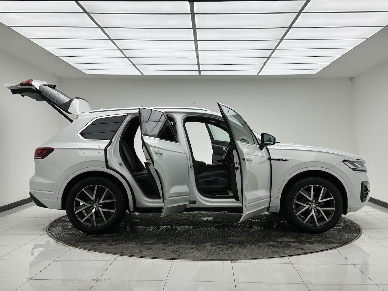 Used Volkswagen Touareg 2019 for sale - 77466066: Photo 13