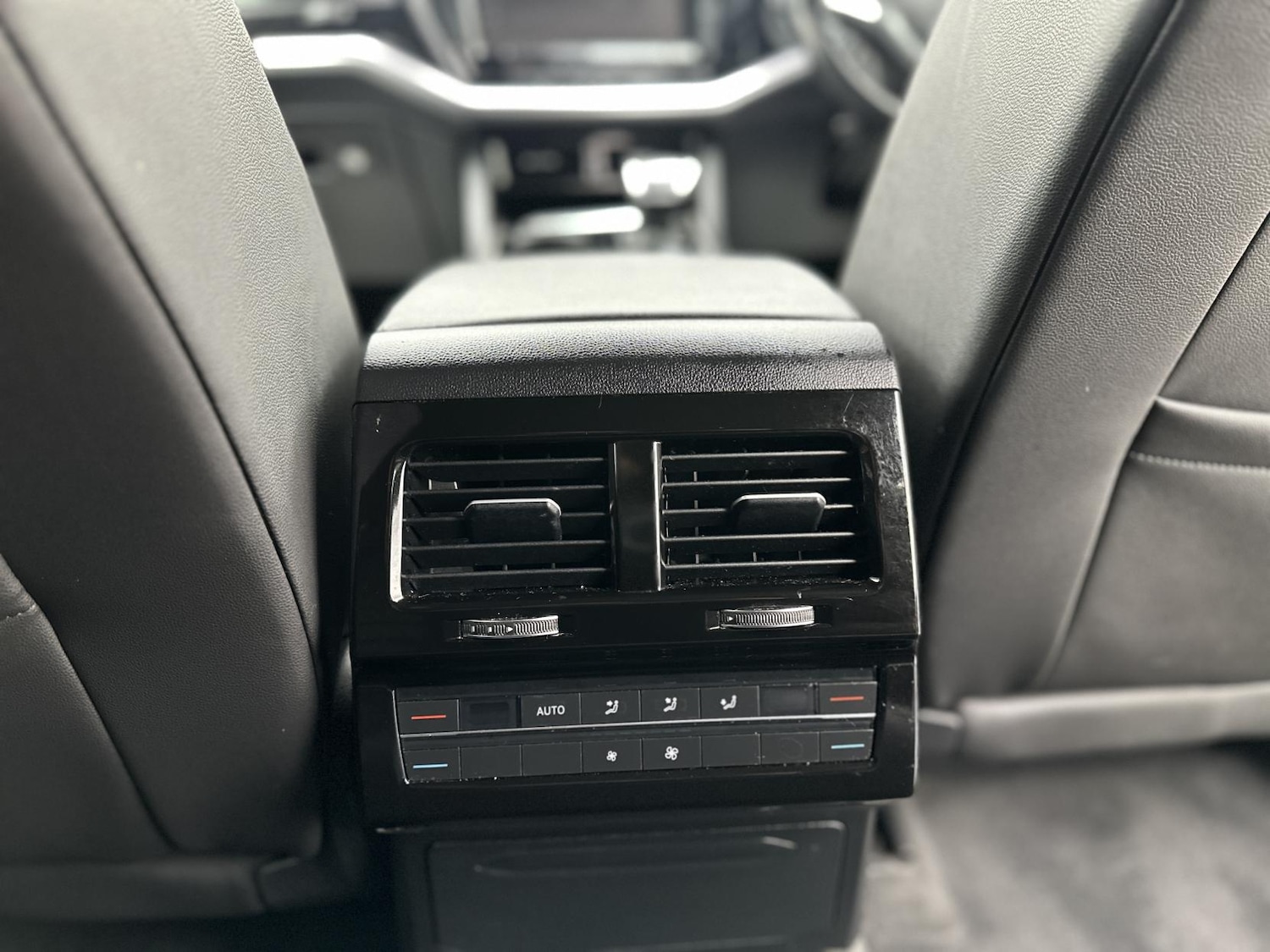 Used Volkswagen Touareg 2019 for sale - 77466066: Photo 20