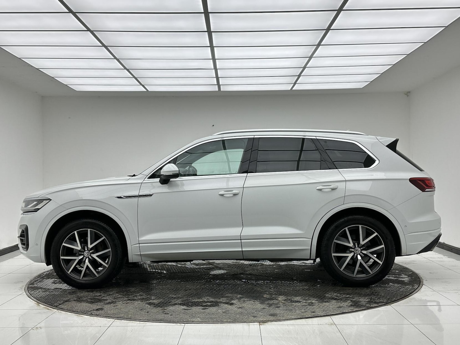 Used Volkswagen Touareg 2019 for sale - 77466066: Photo 4