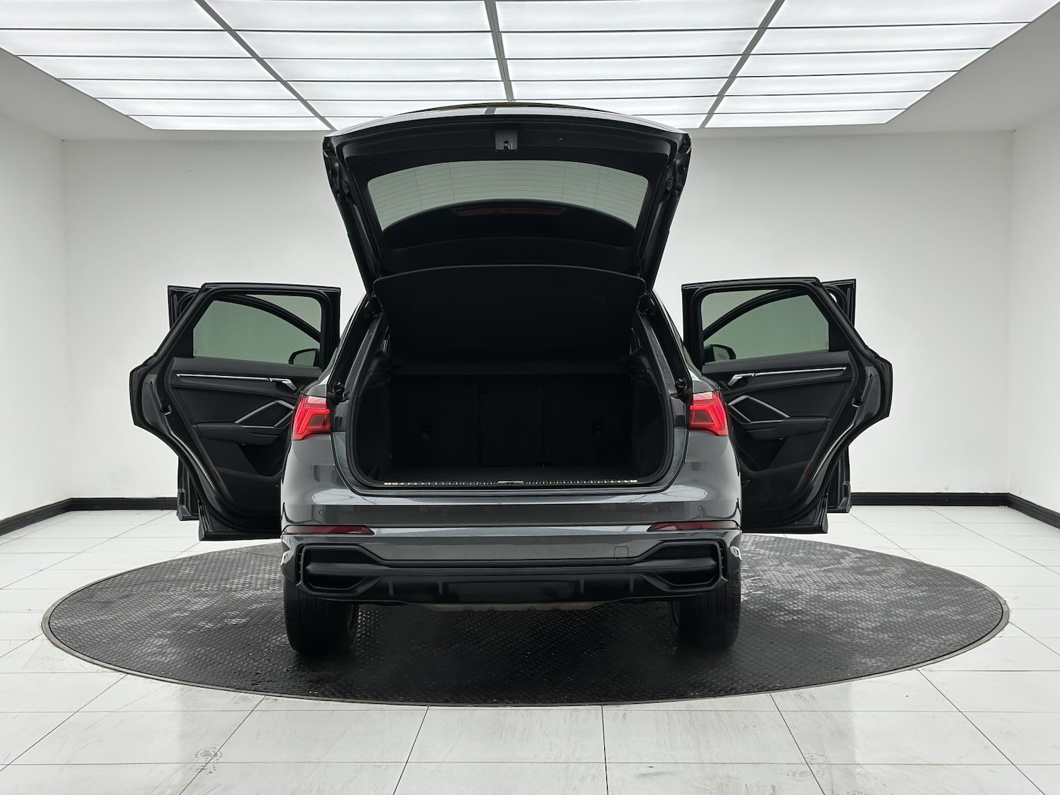 Used Audi Q3 2019 for sale - 76722780: Photo 14