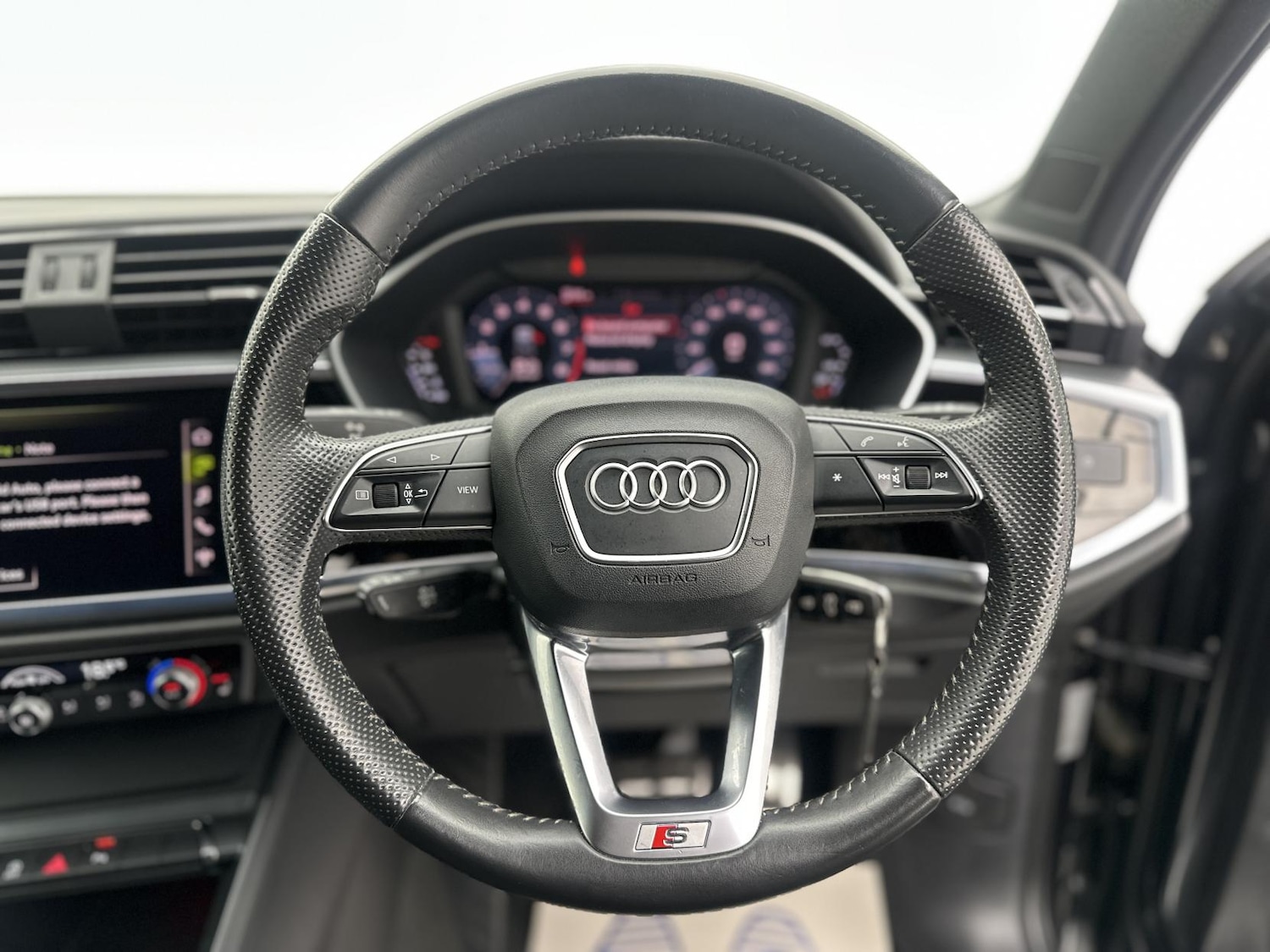 Used Audi Q3 2019 for sale - 76722780: Photo 24