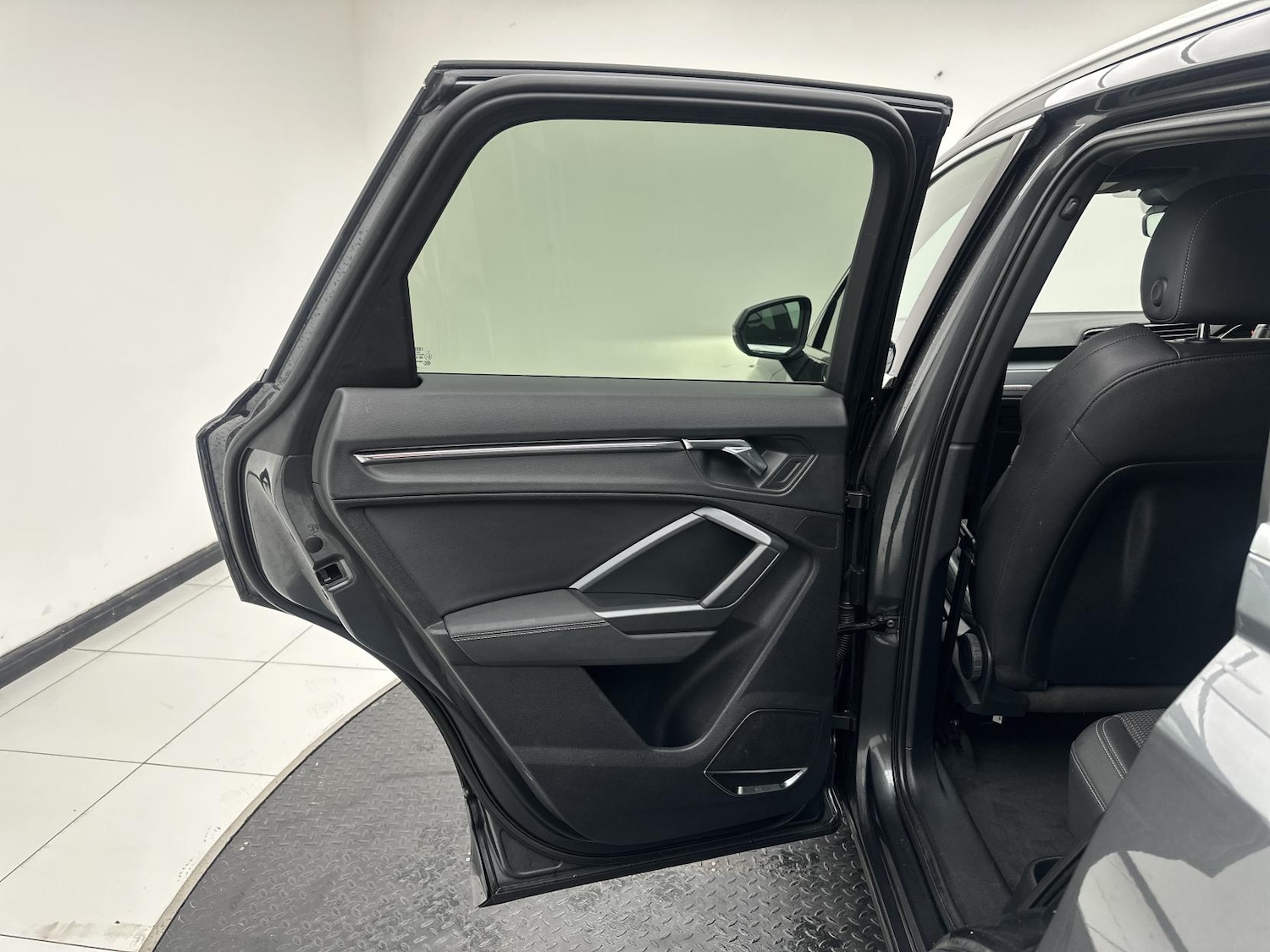 Used Audi Q3 2019 for sale - 76722780: Photo 41