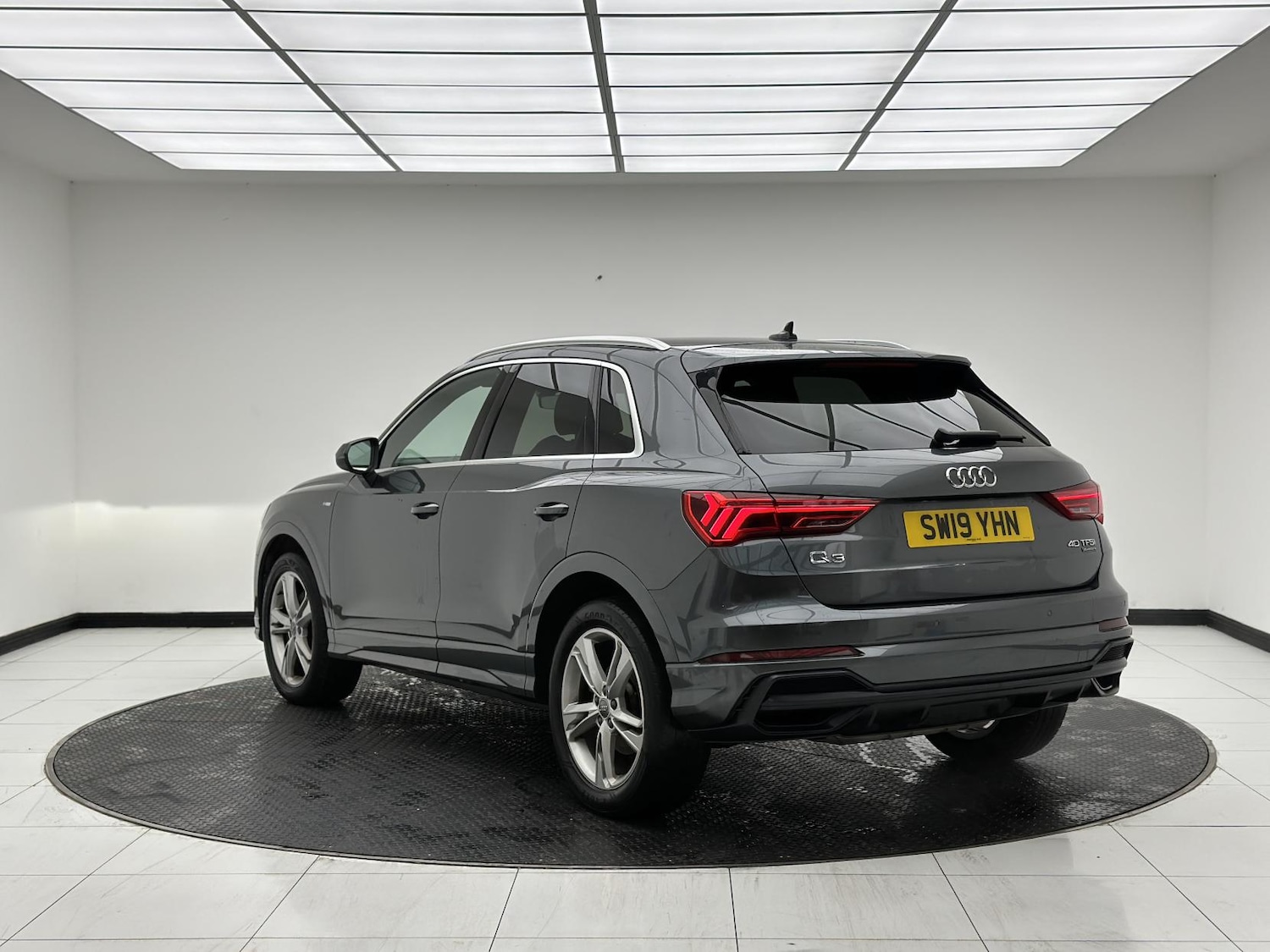 Used Audi Q3 2019 for sale - 76722780: Photo 5