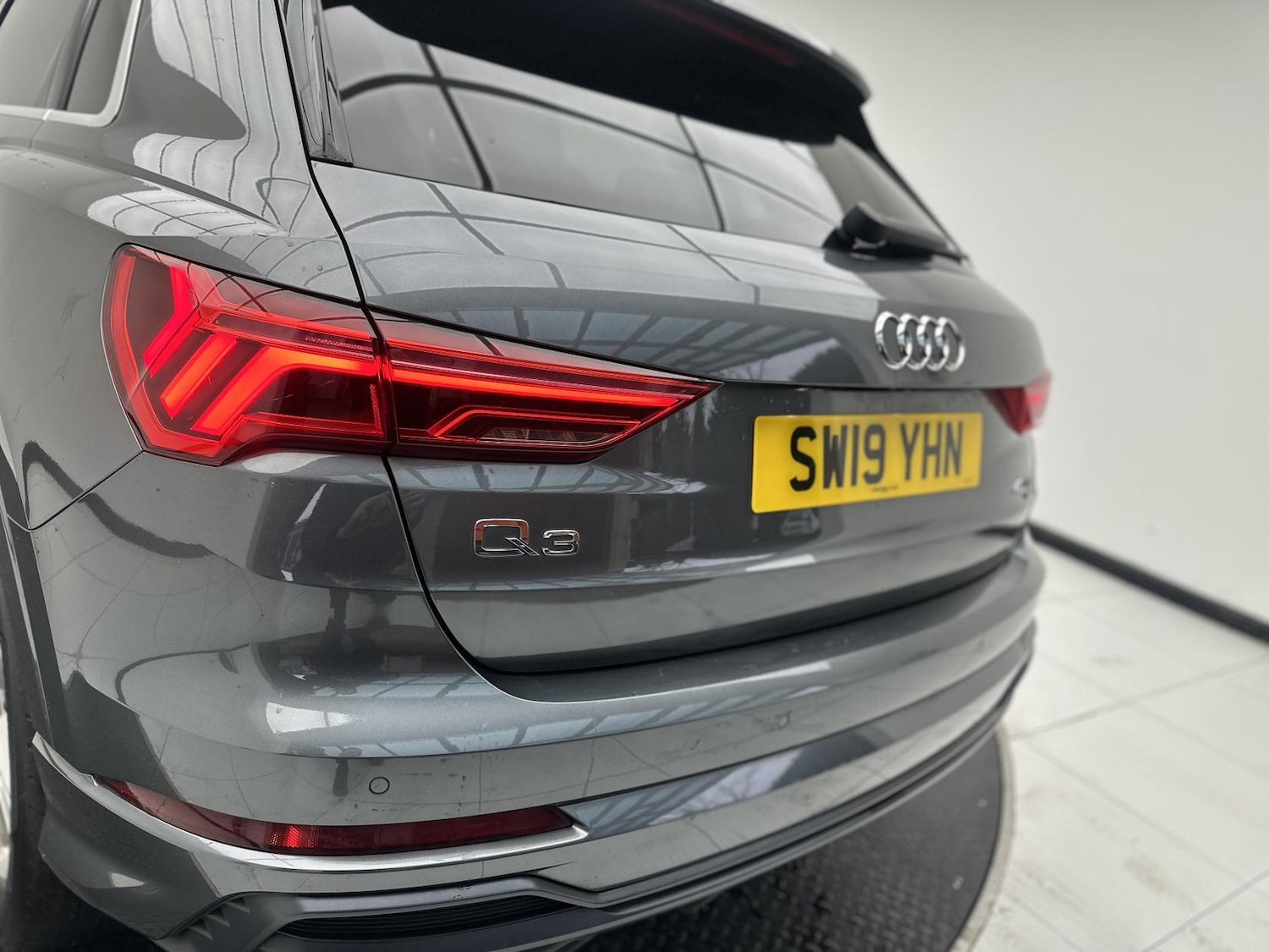 Used Audi Q3 2019 for sale - 76722780: Photo 61