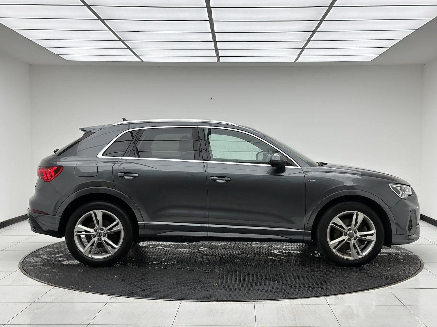 Used Audi Q3 2019 for sale - 76722780: Photo 9