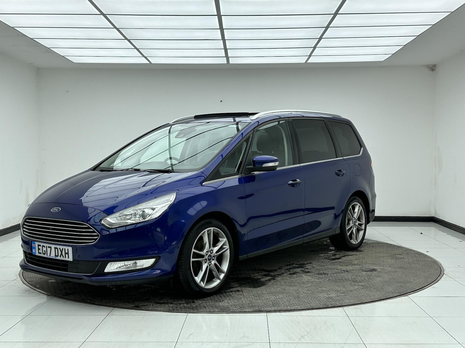 Used Ford Galaxy 2017 for sale - 77736223: Photo 3
