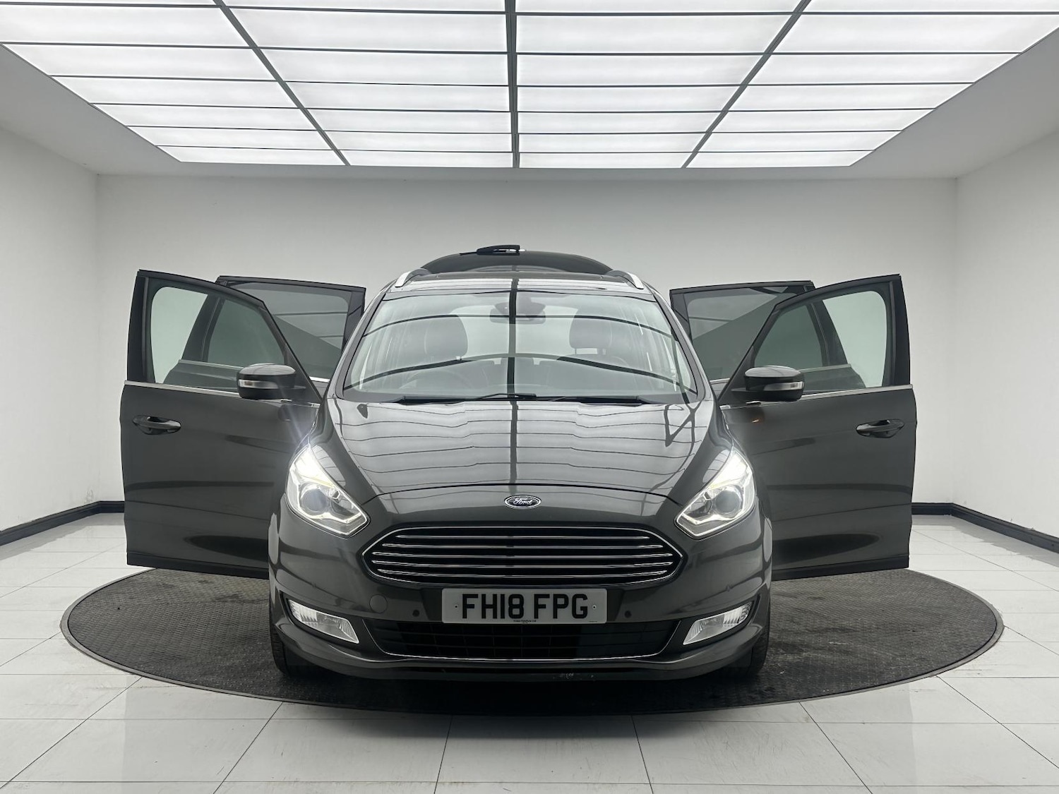 Used Ford Galaxy 2018 for sale - 77049396: Photo 13