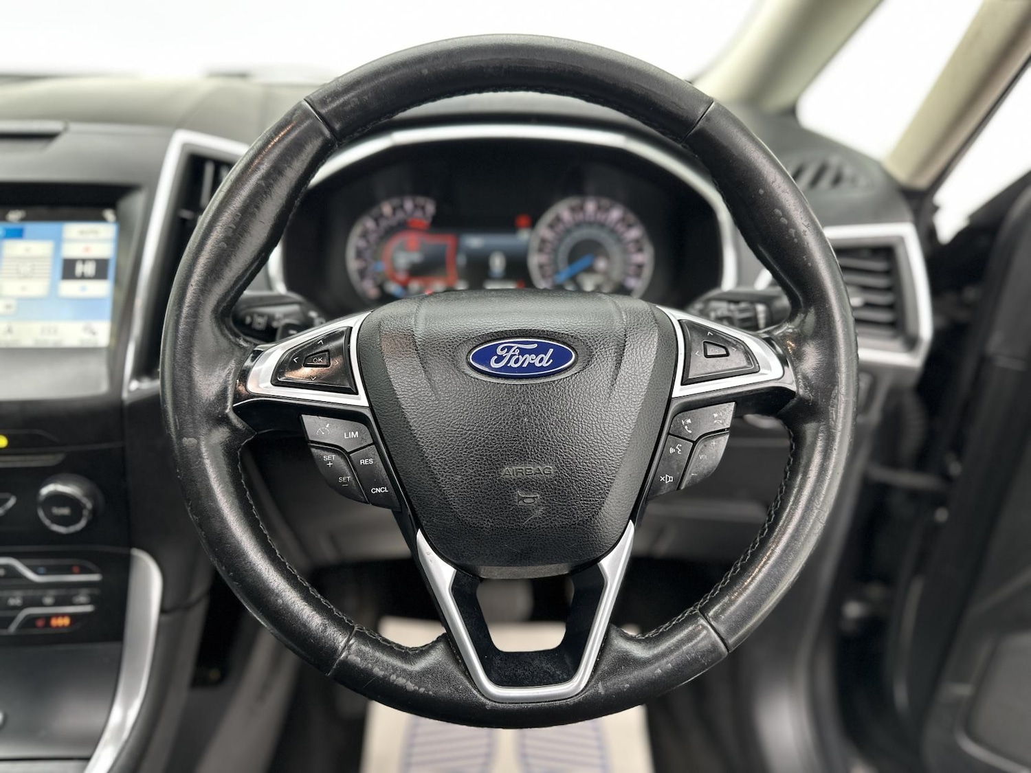 Used Ford Galaxy 2018 for sale - 77049396: Photo 26