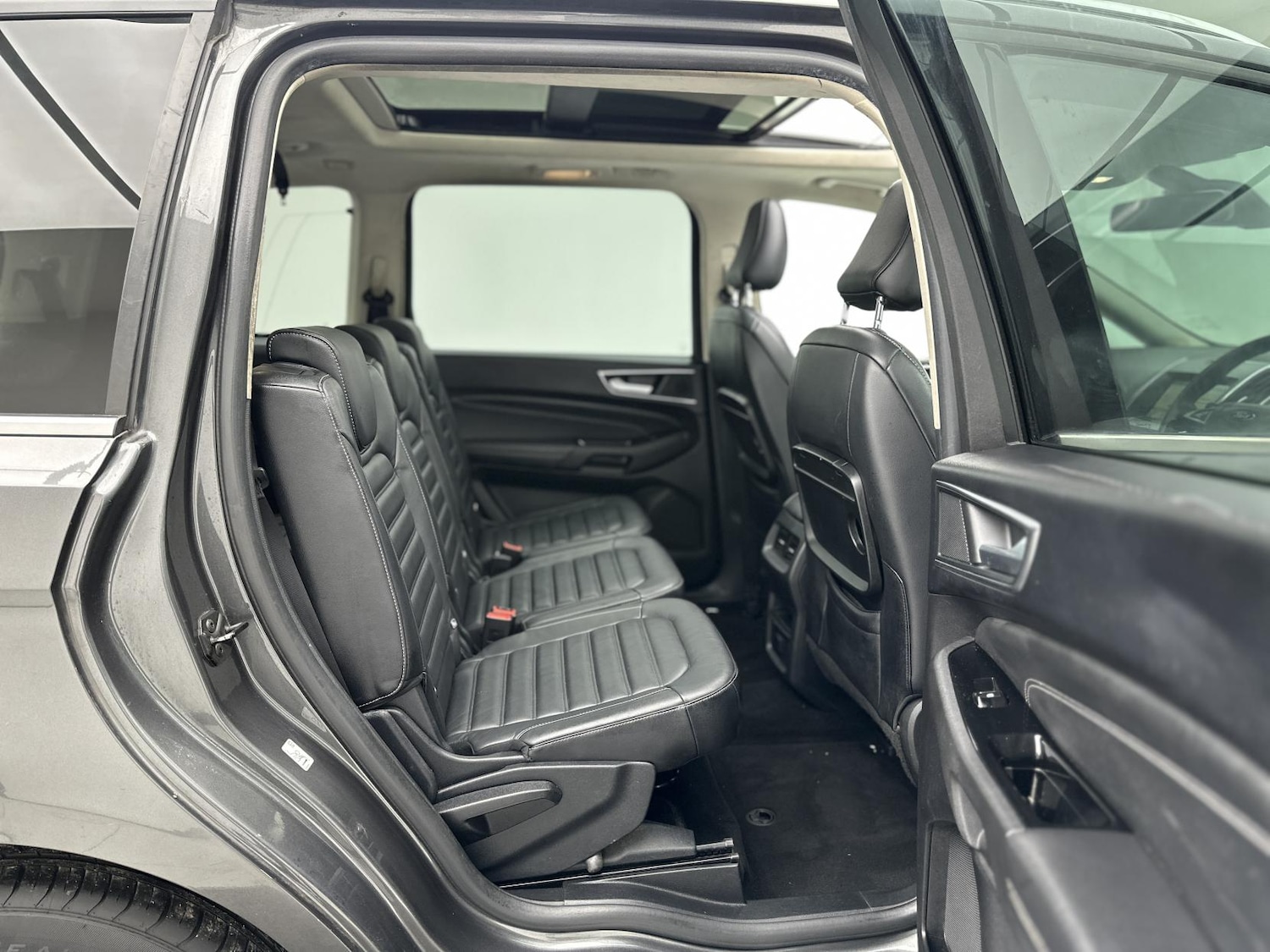 Used Ford Galaxy 2018 for sale - 77049396: Photo 33