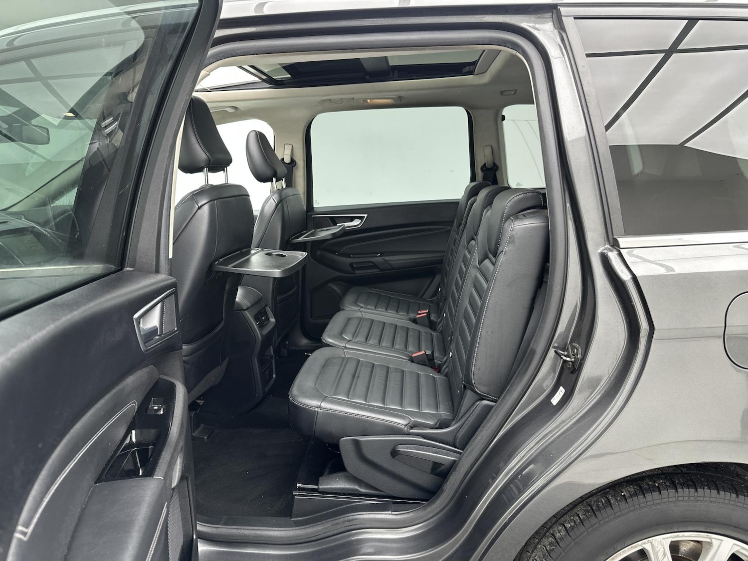 Used Ford Galaxy 2018 for sale - 77049396: Photo 42