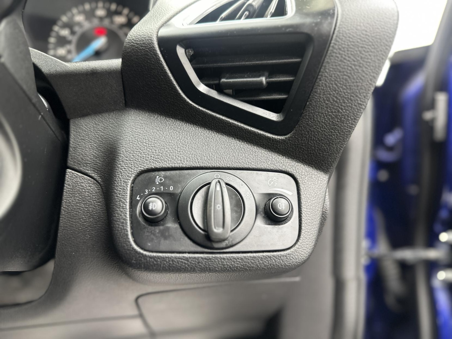 Used Ford Grand C-Max 2015 for sale - 76864289: Photo 37