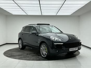 Used Porsche Cayenne 2015 for sale - 79865507: Photo