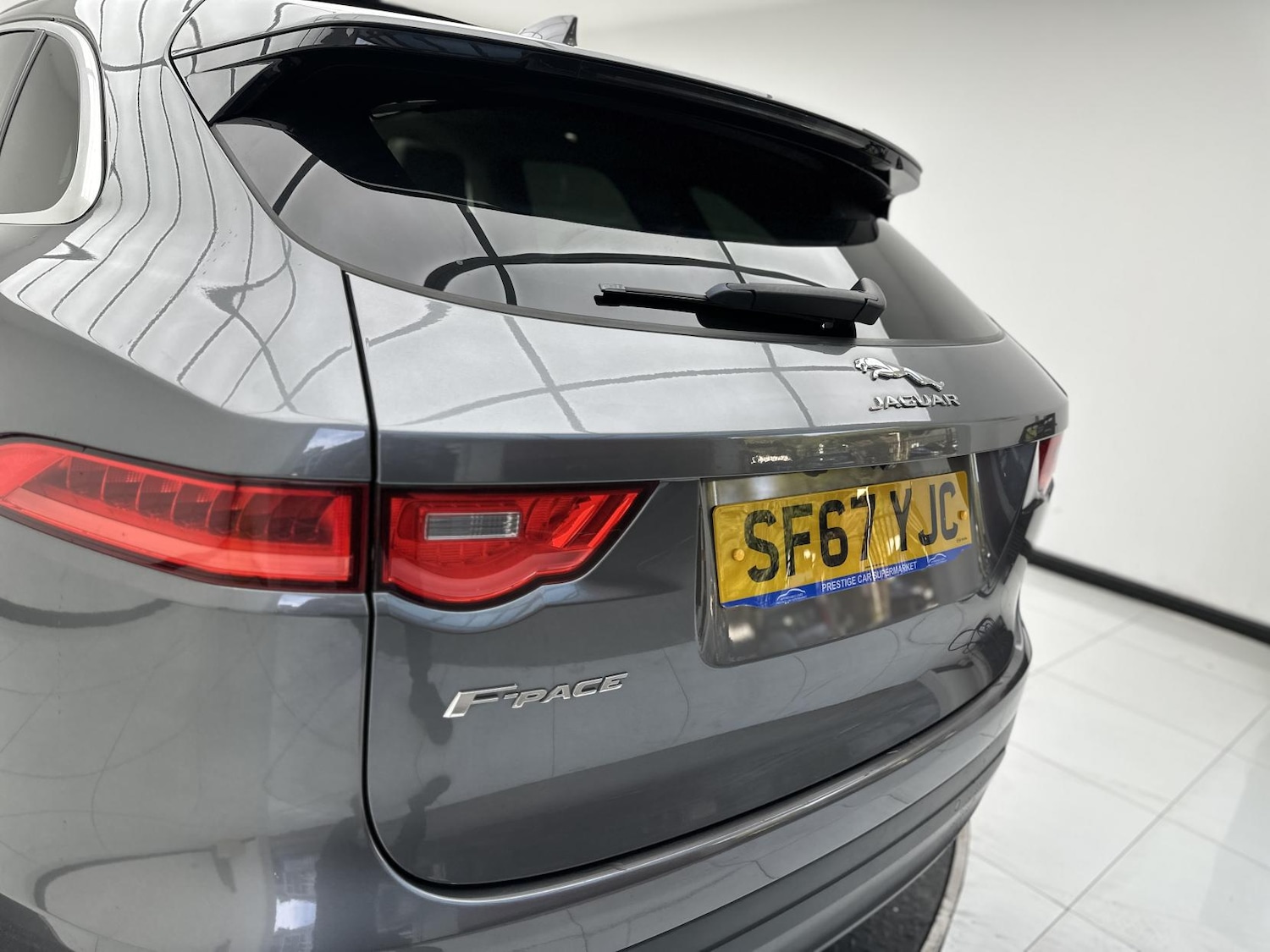 Used Jaguar F-Pace 2017 for sale - 76067754: Photo 34