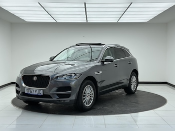 Used Jaguar F-Pace 2017 for sale - 76067754: Photo
